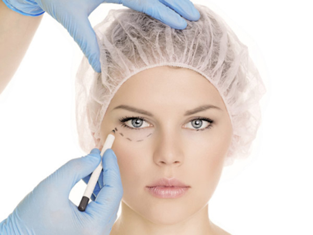 Phẫu thuật thẩm mỹ là cải thiện để tạo khuôn mặt cân đối hoàn chỉnh